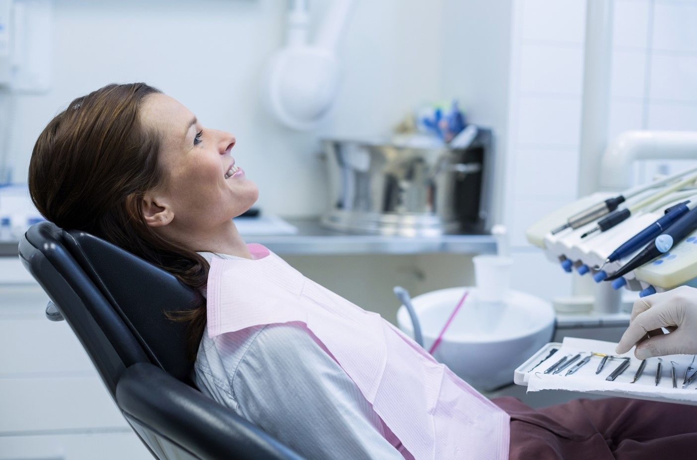 Как избавиться от рвотного рефлекса при лечении зубов?