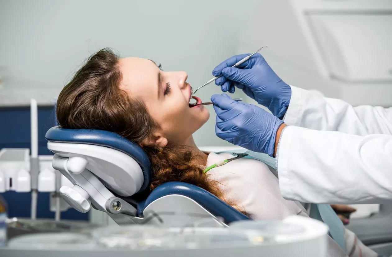 Что такое эндодонтия и эндодонтическое лечение зубов