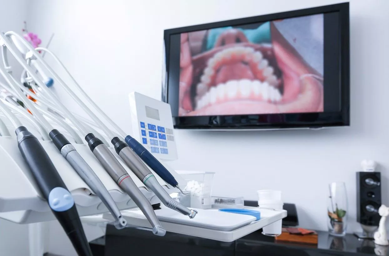Перфорация зуба – что делать и стоит ли паниковать?